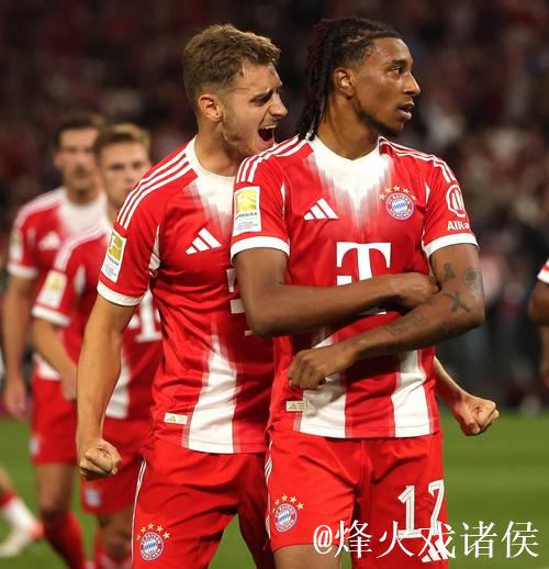 德甲-拜仁再获益！10人莱比锡主场2-2平落后9分